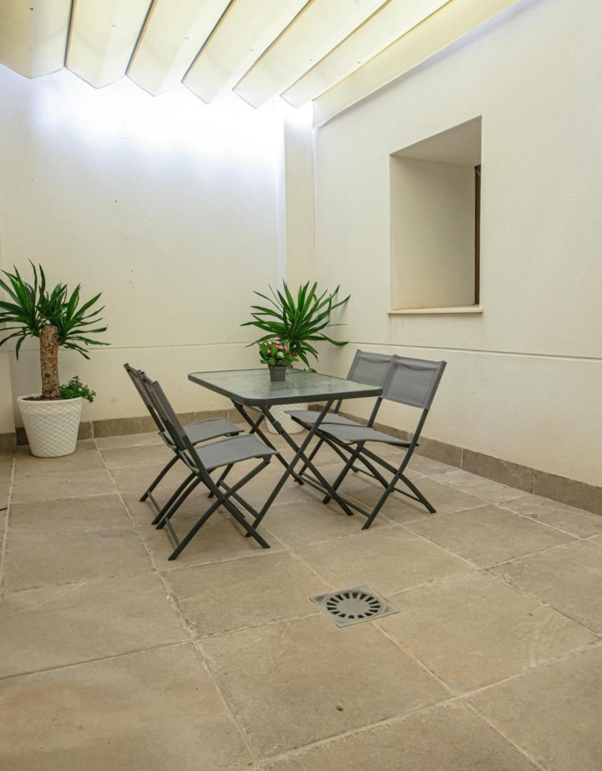 Apartamentos Turisticos Pilaria Jaén Екстериор снимка